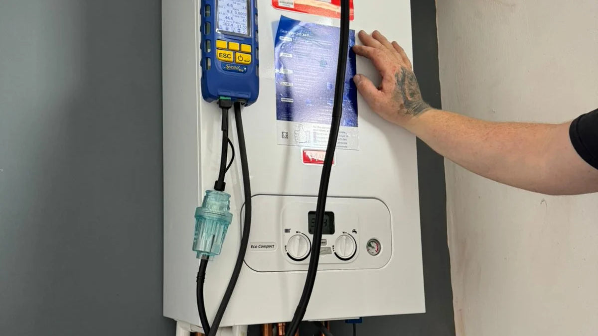 Plumber and Heating Engineer in Mansfield
